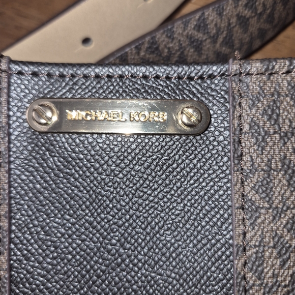 Michael Kors Brown and Black Women's Bag - Picture 2 of 6